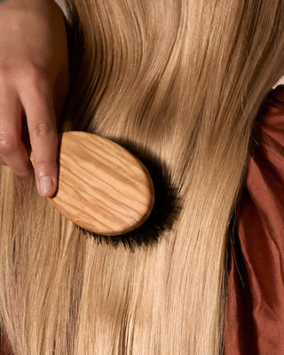 Comment avoir les cheveux brillants ? 3 astuces