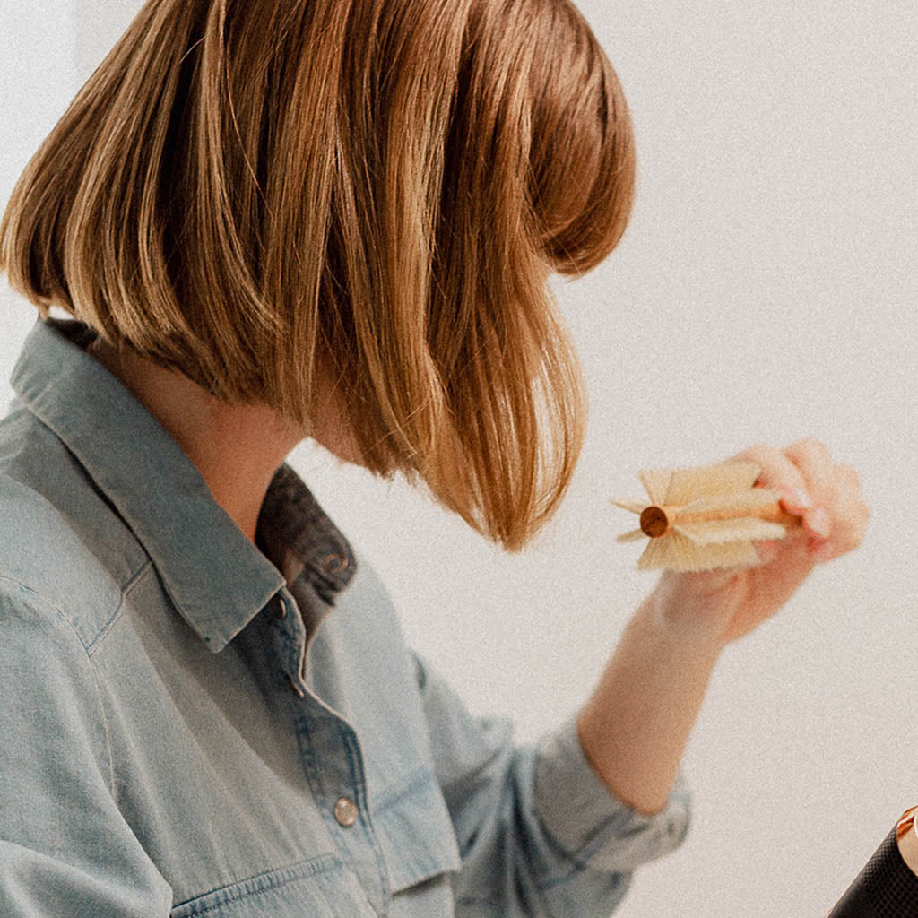 Best brush for a blowout: the round boar bristle hairbrush