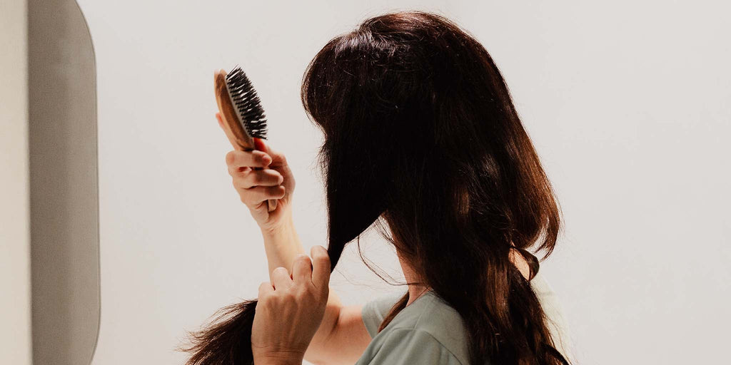 Routine capillaire : les bons gestes et les bons accessoires