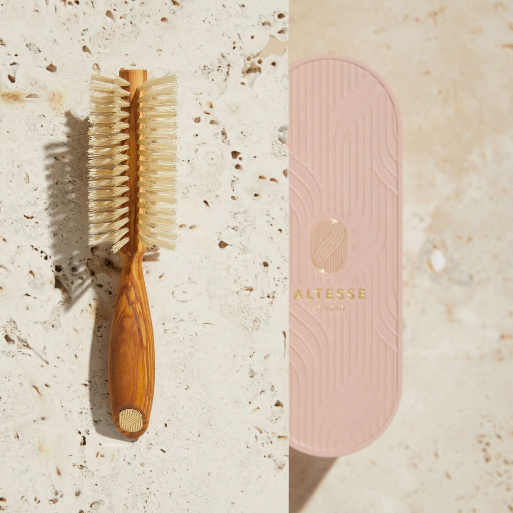 Le brushing pour tout type de cheveux - Altesse Studio