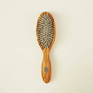 fine to medium hair  detangling brush - Altesse Studio